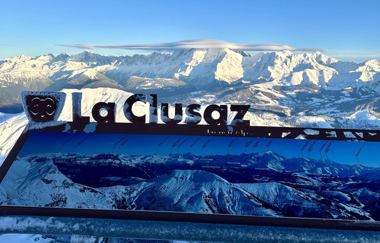 Duplex Skis Aux Pieds Centre Village - 6 Couchages - 2 Salles De Bain لا كلوساز المظهر الخارجي الصورة